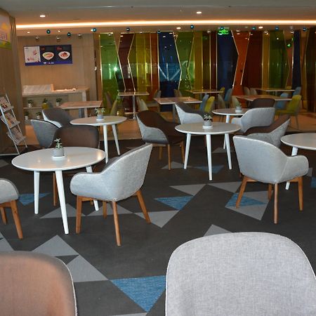 Holiday Inn Express Yingkou Onelong Plaza By Ihg Gaizhou Экстерьер фото