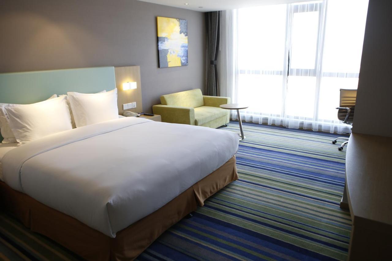 Holiday Inn Express Yingkou Onelong Plaza By Ihg Gaizhou Экстерьер фото