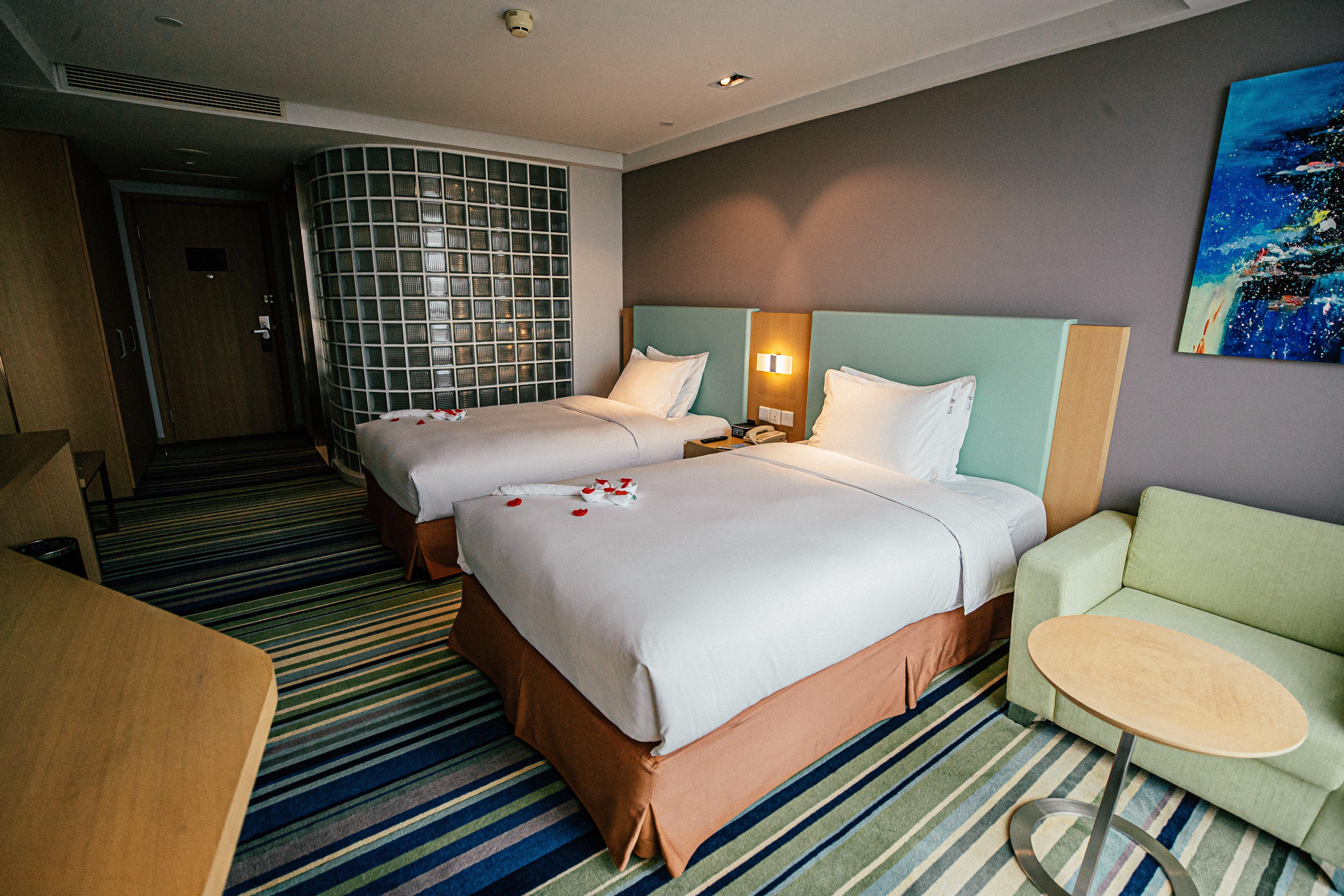 Holiday Inn Express Yingkou Onelong Plaza By Ihg Gaizhou Экстерьер фото
