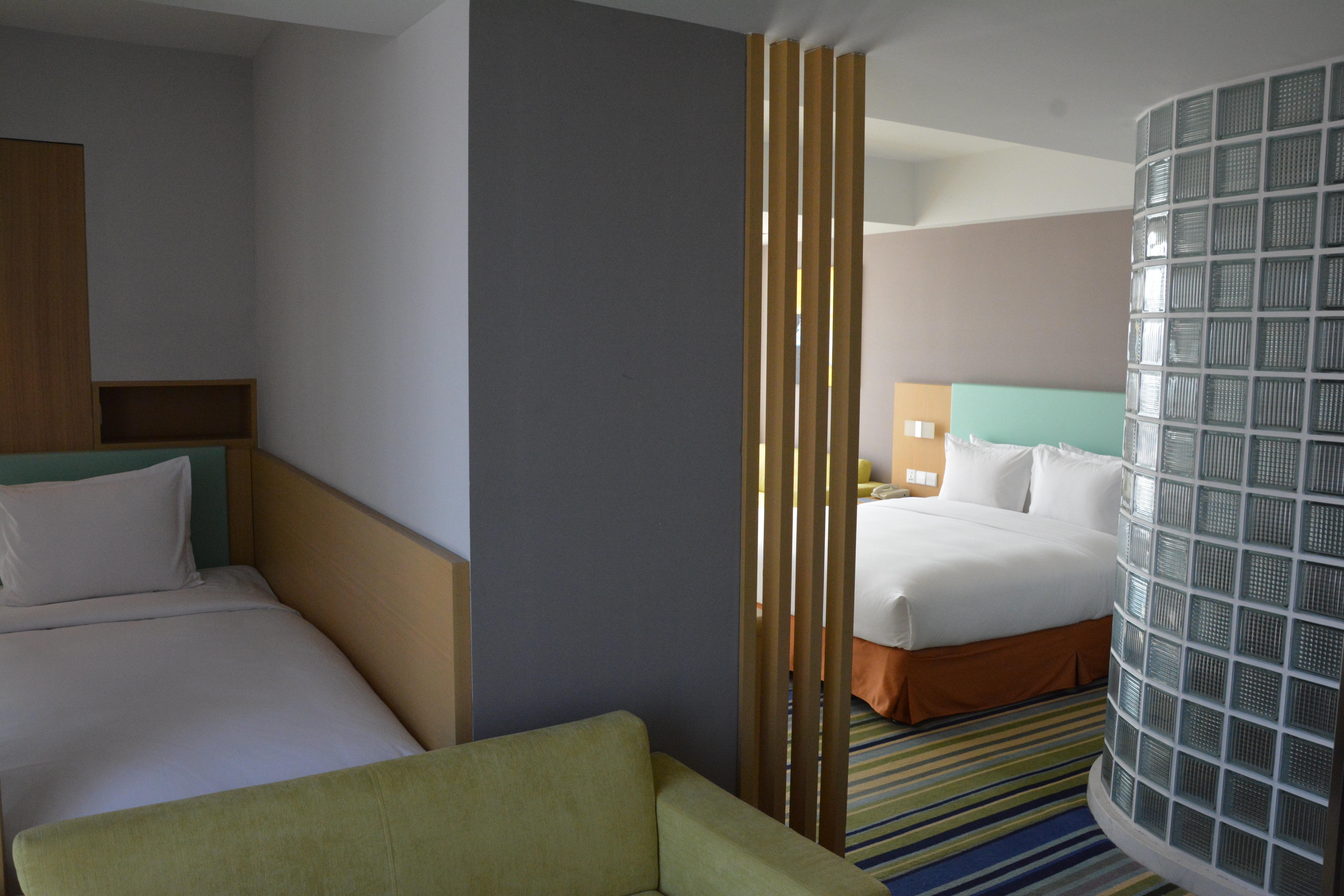 Holiday Inn Express Yingkou Onelong Plaza By Ihg Gaizhou Экстерьер фото